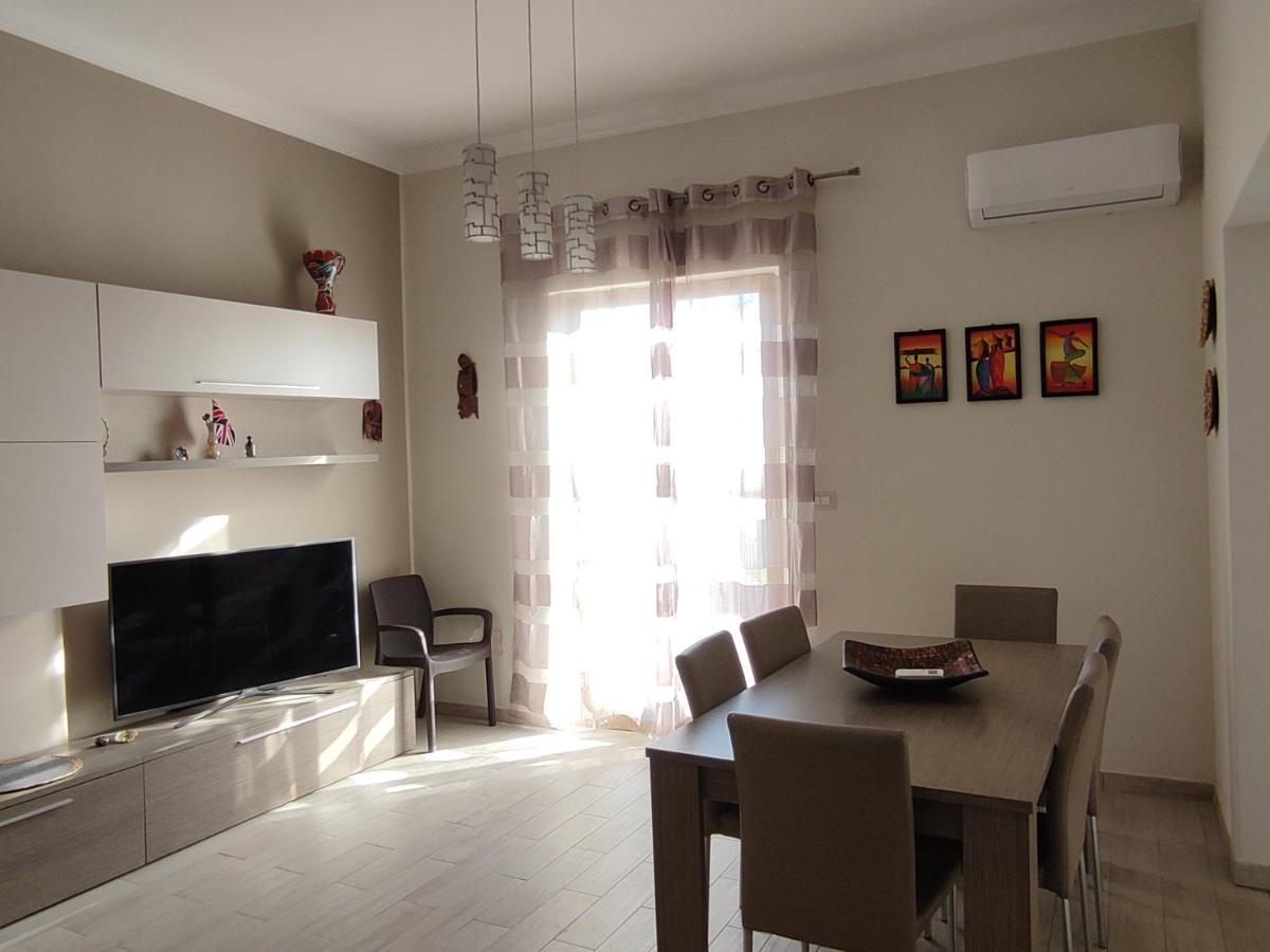 La Casa In Piazzetta Villa Riposto ภายนอก รูปภาพ